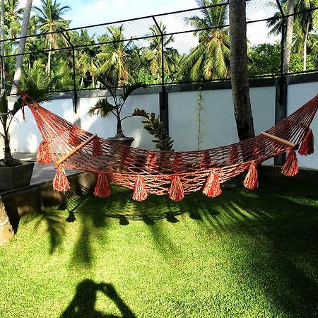 Sisikirana Villa  Unawatuna Esterno foto