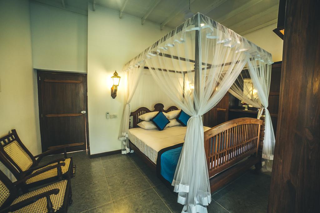 Sisikirana Villa  Unawatuna Esterno foto