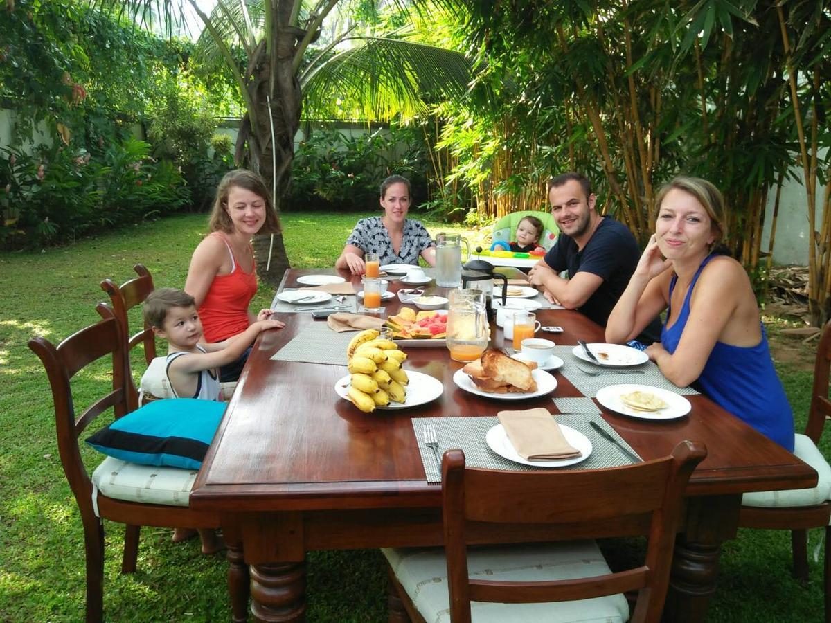 Sisikirana Villa  Unawatuna Esterno foto